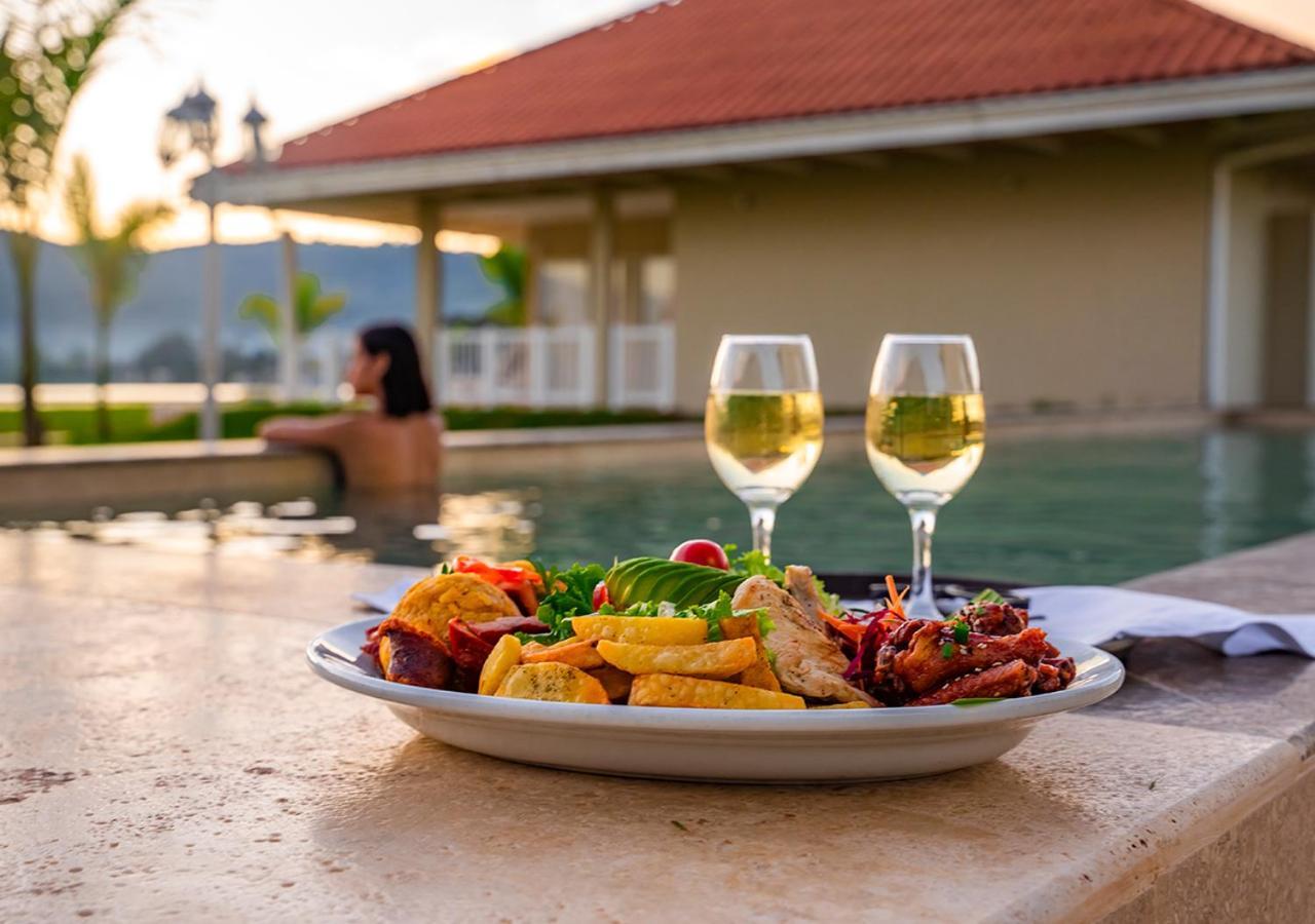 Bella Terra Laguna Azul Resort & Spa Sauce Extérieur photo